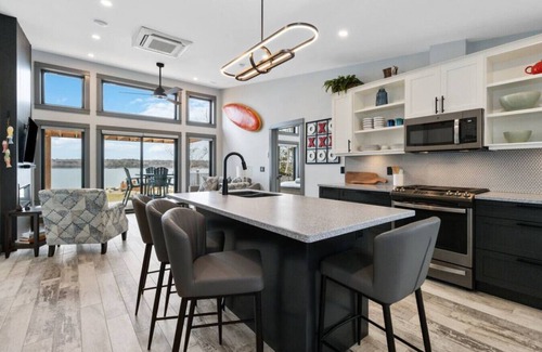 Brooklyn Villa | Lobster Pound Oceanfront Villa