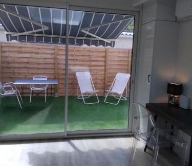 Gond-Pontouvre Apartment | Loc'Issime ! Clim - PK privé gratuit