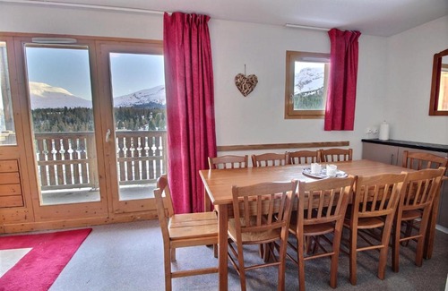 Saint-Etienne-en-Devoluy Apartment | Locabed - Appartements Residence Les Chaumettes Les Chalets de Super D proche pistes