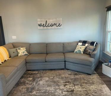 Enterprise House | Local with a Side of Cozy