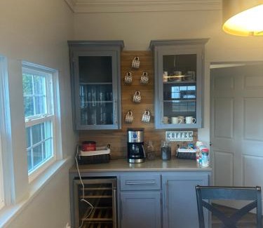 Enterprise House | Local with a Side of Cozy
