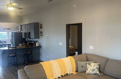 Enterprise House | Local With a Side of Cozy