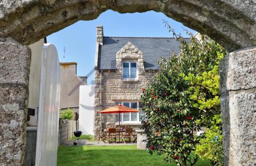 Treffiagat House | LocaLise - M6A - Ty Heol - Maison de vacances à quelques pas du port et des plages - jardin avec terrasse entièrement clos - wifi inclus