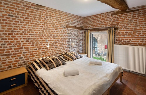 Mesch Apartment | Located 10km from Maastricht towards the Belgium border