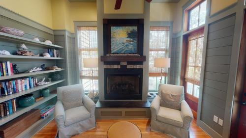 Beach District House | Located right on 30A, '57 Western Lake Drive' is a 6BR 6,5BA Home Carriage House home