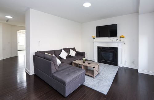 Brampton House | Location at It's Best