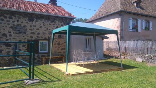 Carlat House | Location Insolite Dans Un Four A Pain