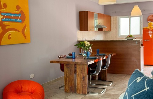 Limassol Condo | Location Location Location - Garden Oasis in Limassol