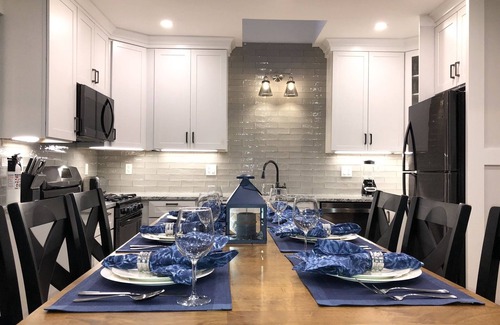Yachting Village House | Location, Location, Location! Downtown Newport! Newly Renovated