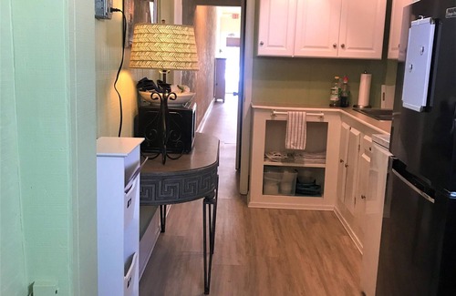 Kilmarnock Apartment | Location Location-Step directly out on N.Main Street to shopping & restaurants,