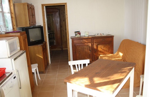 Alvignac House | Location Maison 32 m2 Dans Grand Jardin a Proximité du Village et des Commerces;