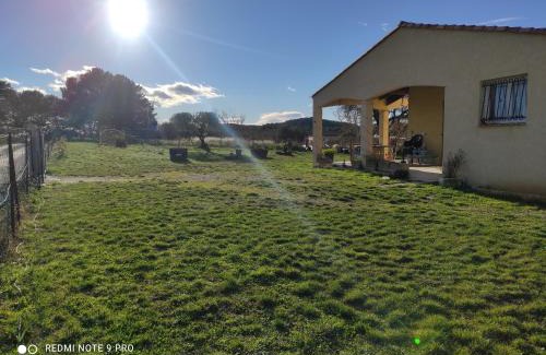 Saint-Theodorit Villa | Location villa saisonniere a la campagne