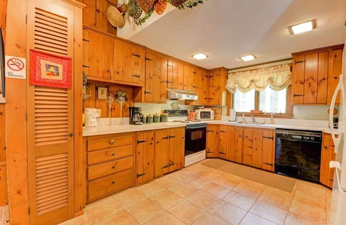 Cranmore Birches House | Location! Walk to Cranmore and Town!