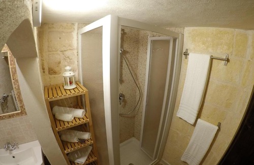 Centro Storico Apartment | Locazione breve Nautilus - Antica dimora indipendente con patio