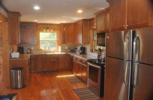 Dugspur House | Lodge at Laurel Fork - Secluded Mountain Retreat on Cold Water Trout Stream