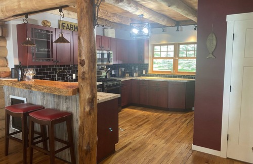 Dresser Cabin | Lodge at Lotus Lake