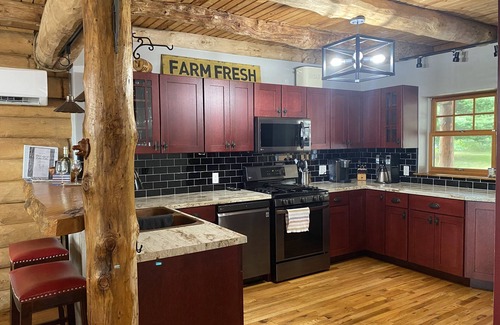Dresser Cabin | Lodge at Lotus Lake