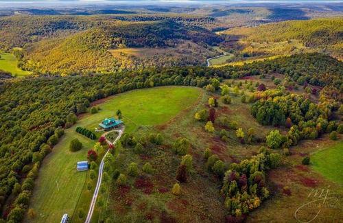 Compton House | Lodge at OZK Ranch- Incredible mountaintop cabin with hot tub and views