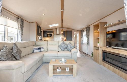 St. Andrews House | Lodge No 44 - Stewart's Resort Cameron