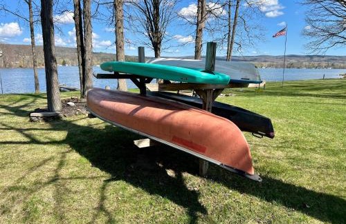 Bradford House | Lodge on Lamoka