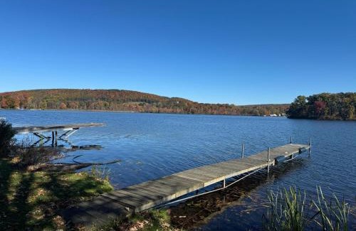 Bradford House | Lodge on Lamoka