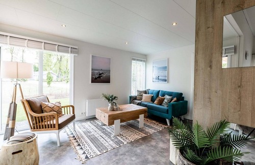 Lunteren Ski Chalet | ✓ Lodge Royal at Landgoed de Scheleberg ✓ Vacation house for 4 people ✓ Located in Lunteren (Gelderland) ✓ Vacation park in the Veluwe ✓ Book directly with the park