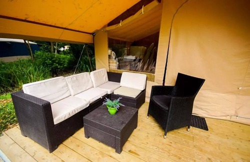 Souillac House | Lodge St Emilion Deluxe 8 persons