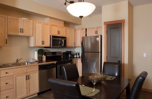 Canmore Condo | Lodges at Canmore