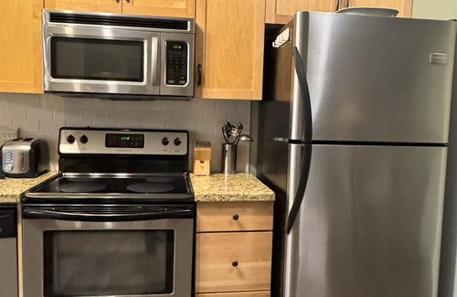 Canmore Resort | Lodges at Canmore – Hot Tub & Heated Swimming Pool, Private Laundry, Kitchen&BBQ