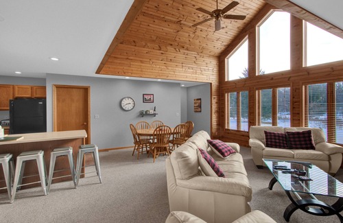 Rome Villa | Lodges Of The Lakes