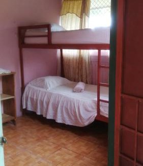 Quebrada La Gamba Apartment | Lodging Adventure La Gamba