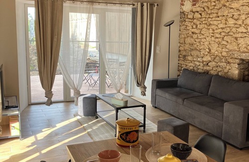 Thouarce Apartment | Lodging - Town center - Bellevigne en layon