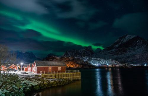 Flakstad Ski Chalet | Lofoten Cabins - Kåkern