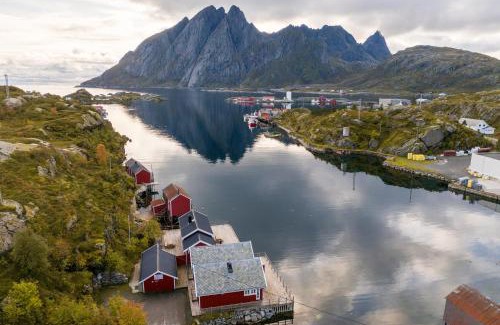 Sund i Lofoten Resort | Lofoten Cabins - Sund