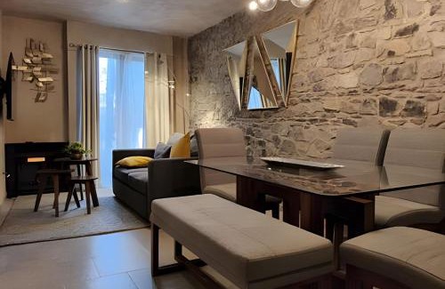 Santeagueda Apartment | Loft Éfeso: ¡Un Refugio Moderno en Val'Quirico!