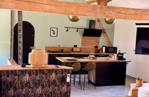 Lussan Apartment | Loft élégant au cœur de la campagne avec SPA privé