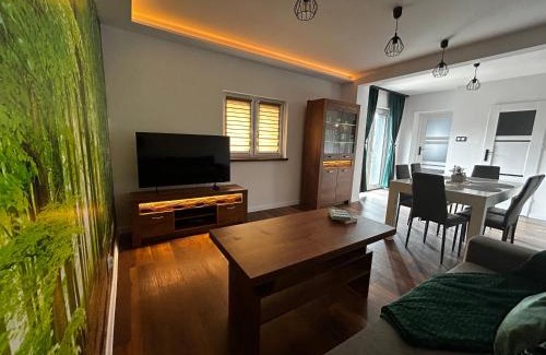 Bielawa Apartment | Loft Apartments Bielawa "Las" Polskie Como Góry Sowie