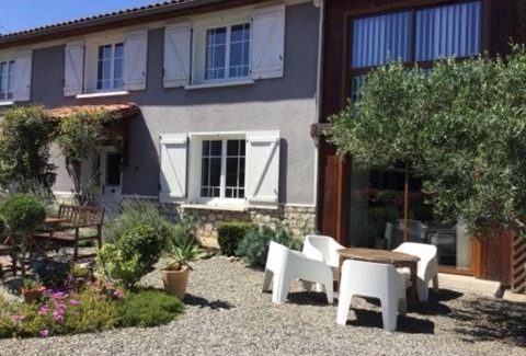 Villeneuve-de-Riviere Bed & Breakfast | Loft Atypique