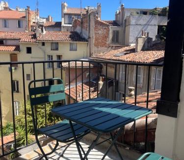 Noailles Apartment | Loft au cœur de Marseille - Spacieux & Unique - Les Frères de la Loc'