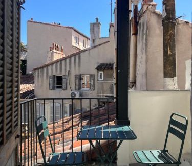 Noailles Apartment | Loft au cœur de Marseille - Spacieux & Unique - Les Frères de la Loc'