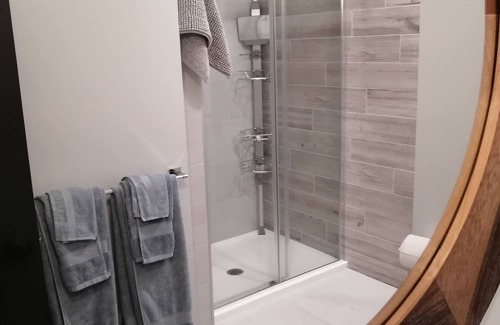 Shefford Bed & Breakfast | Loft Avec Terrasse , Pres de Bromont-déjeuner Continental Inclus