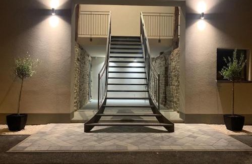 Basse-Bodeux Apartment | Loft blanc (baignoire balnéo et sauna)