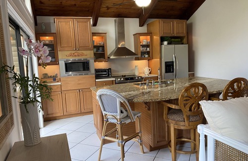 Jupiter Condo | LOFT BY THE BEACH