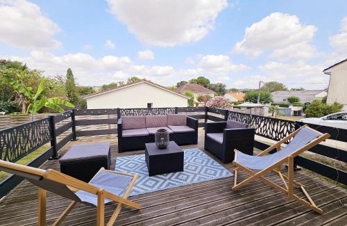 Magnac-sur-Touvre Apartment | Loft de Magnac, spacieux et moderne