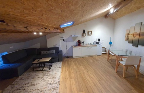 Revel Apartment | LOFT DU GET ★ DOWNTOWN ★ WIFI