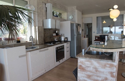 Les Deux Oueds Apartment | Loft feet in the water, enjoying a breathtaking view of the Mediterranean,
