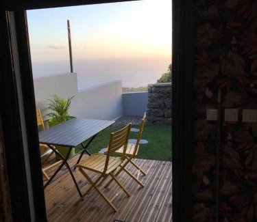 Grande Anse Apartment | loft meublé fonctionnel proche de grande anse