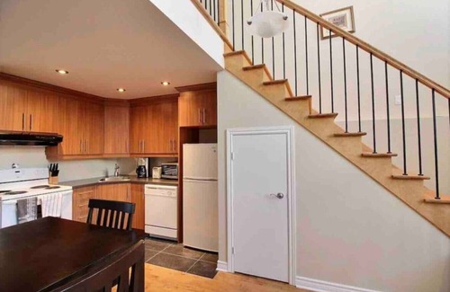 Bellerive Apartment | Loft near Olympic Park + Free Parking & EV Charger