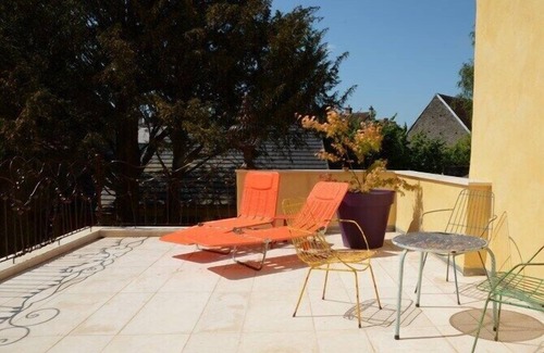 Dun-le-Palestel Apartment | Loft near the Painters' Valley