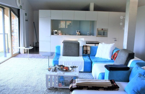 Iurreta Apartment | LOFT of MINIMAL design with large terrace.
